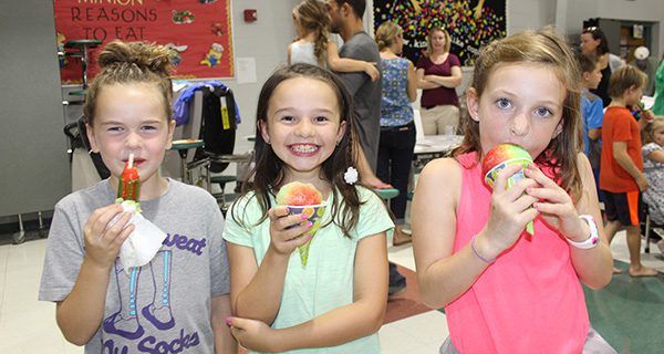 Downey PTO holds Welcome Back Picnic